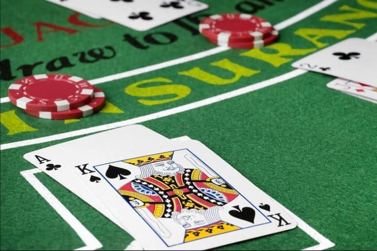 Giao diện nền tảng mienbac hỗ trợ cá cược thể thao, slot online và live casino trên điện thoại